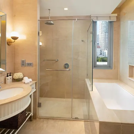 Oriental Residence Bangkok Room photo